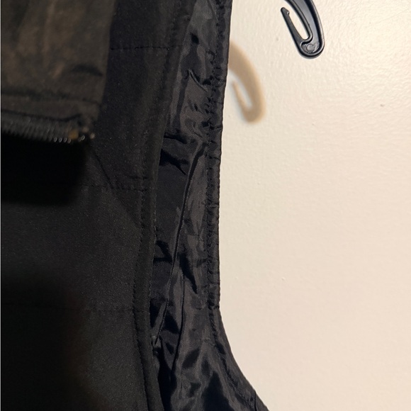 Kenneth Cole Reaction Quilted Black Vest - Picture 4 of 5